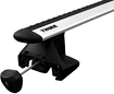 Barres de toit Thule avec EVO WingBar Chevrolet Silverado 4-dr Double-cab avec un toit nu 14-18