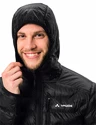 Blouson pour homme VAUDE  Me Batura Hooded Insulation Jacket black