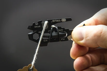 Outils True Utility  18v1 FishFace