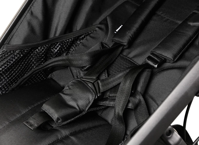 Petit sac de sport Under Armour double compartiment - gris foncé/noir/noir  - TU