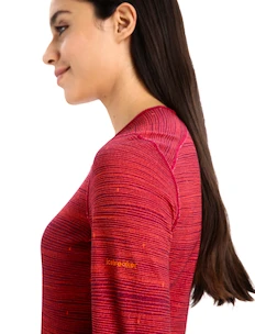 T-shirt pour femme Icebreaker  W 200 Oasis LS Crewe Ski Cherry