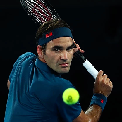 Roger Federer avec une raquette de tennis Wilson Pro Staff